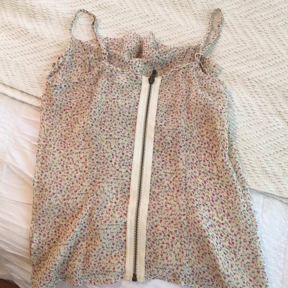 Sheer Floral Tank - Picture 2 of 4